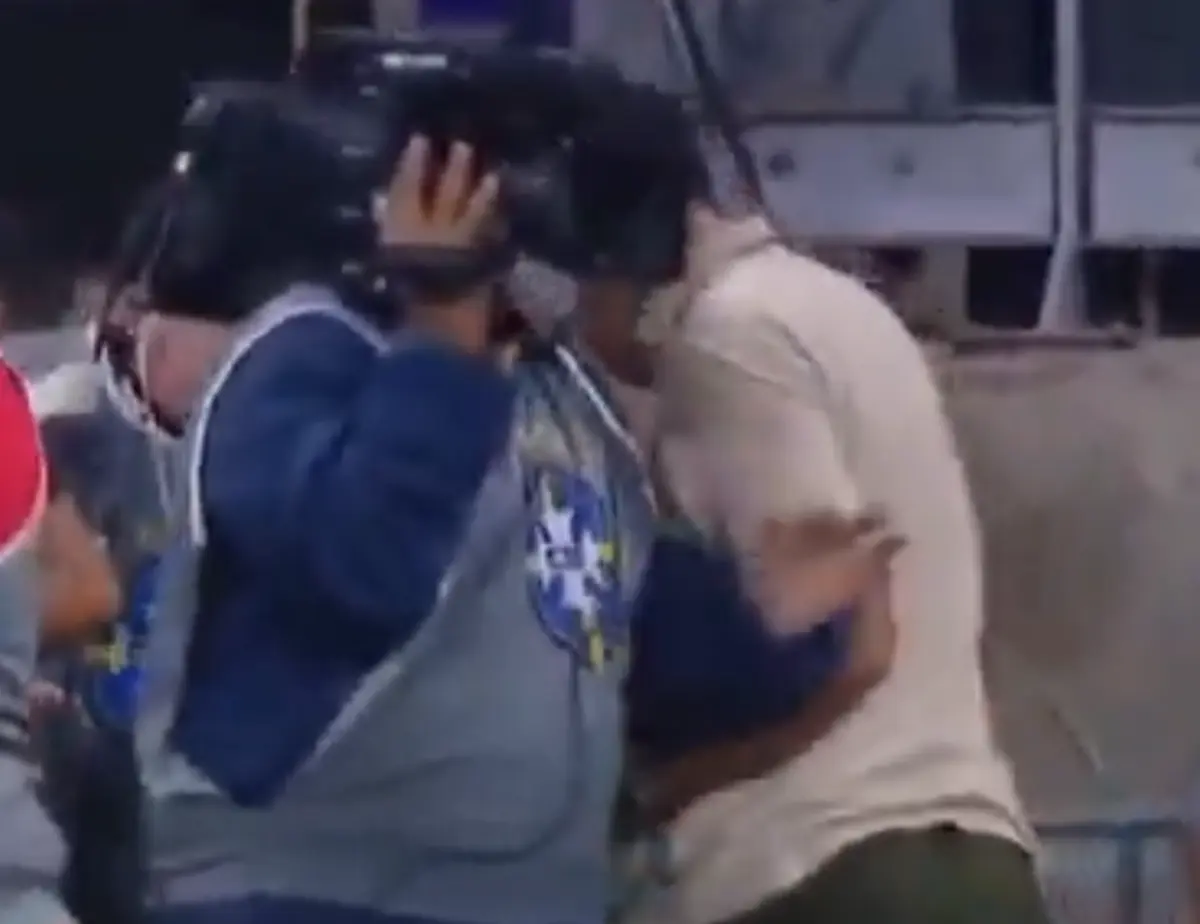 Imagem de contexto do artigo Abel Ferreira deu "encosto" a repórter de imagem: "Querem estar no meu bolso"