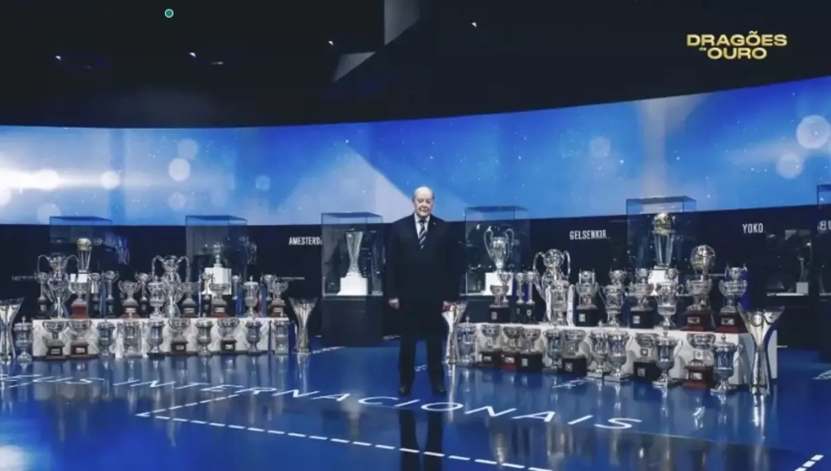 Imagem de contexto do artigo FC Porto: Pinto da Costa foi homenageado com este vídeo nos Dragões de Ouro