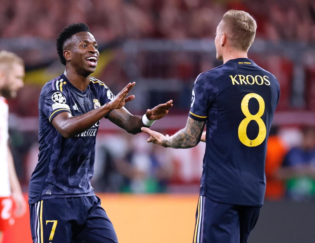 Vinícius e Kroos (créditos: Instagram/toni.kr8s)