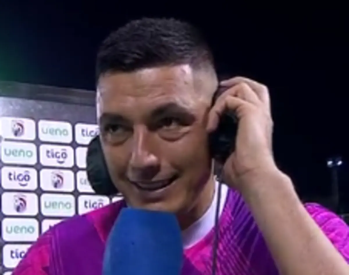 Imagem de contexto do artigo Cardozo recorda cântico dos adeptos do Benfica: "Inesquecível..."