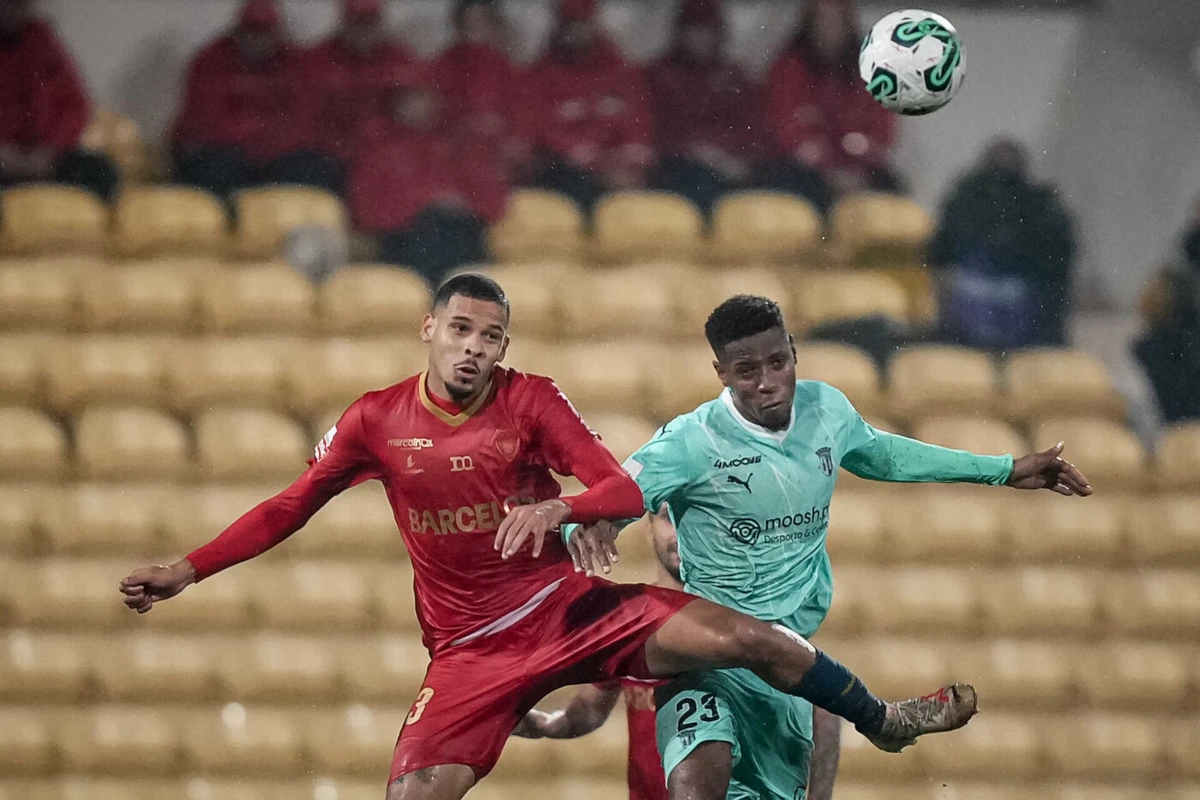 Gabriel Pereira joga no Gil Vicente (Créditos: Gonçalo Delgado/Global Imagens)
