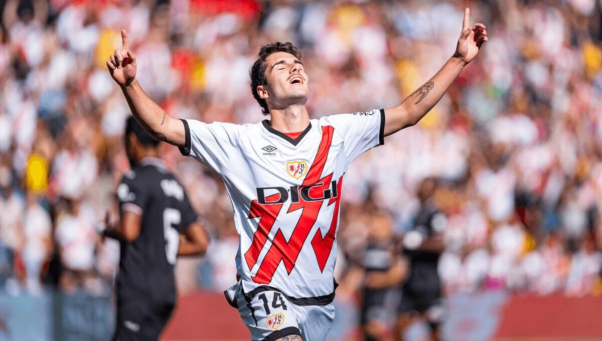 Imagem de contexto do artigo Insólito na Liga Conferência: VAR altera decisão... do VAR