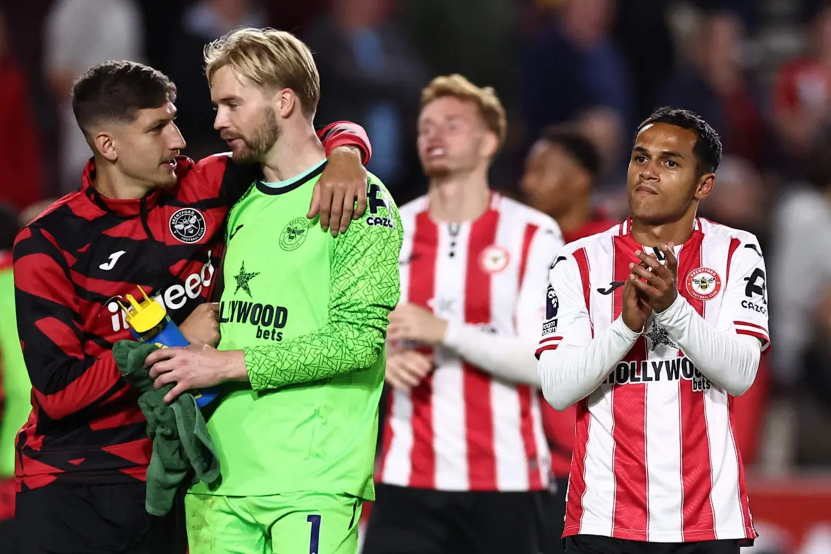 Fábio Carvalho à direita