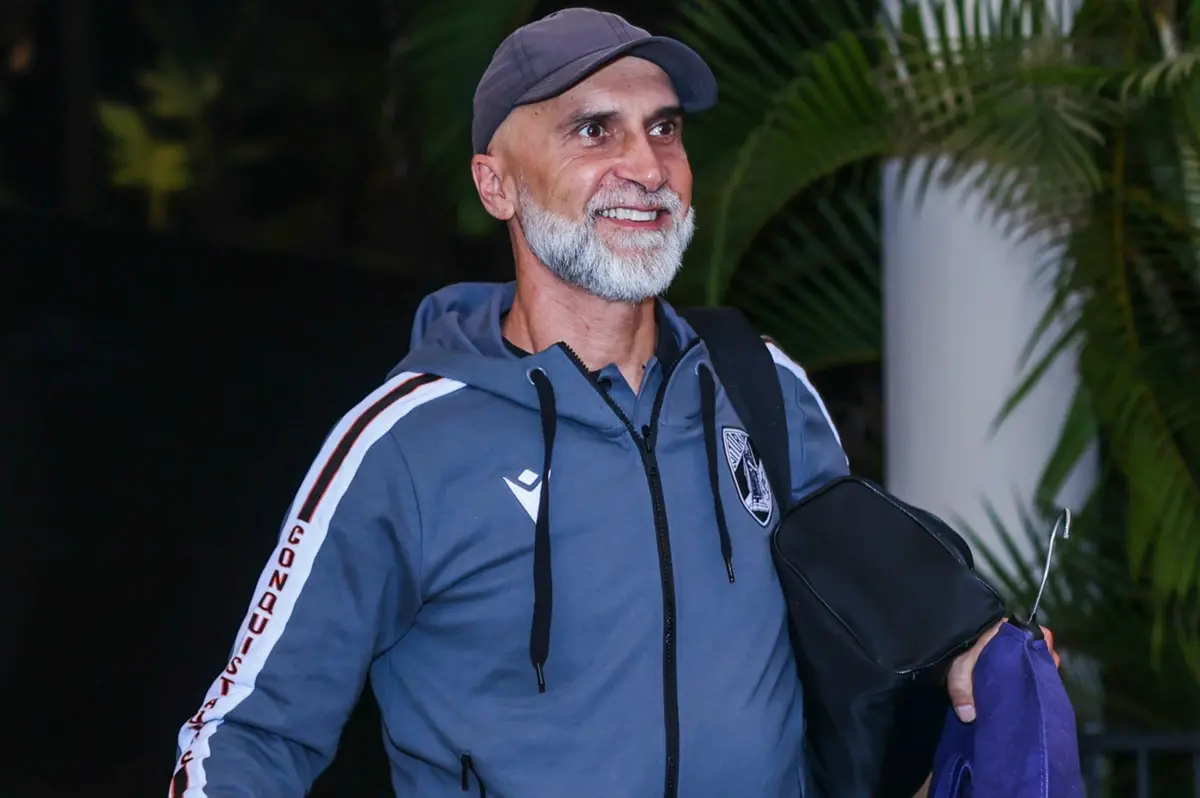 Álvaro Pacheco, treinador do V. Guimarães