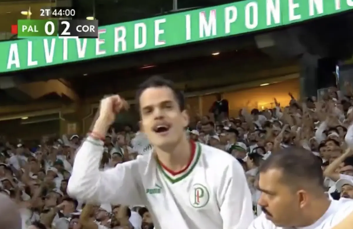 Imagem de contexto do artigo Adeptos do Palmeiras protestam, Abel Ferreira responde com aplausos. Ora veja