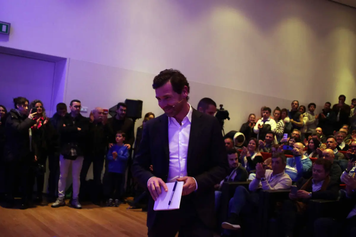 André Villas-Boas (créditos: Ivo Pereira / Global Imagens)