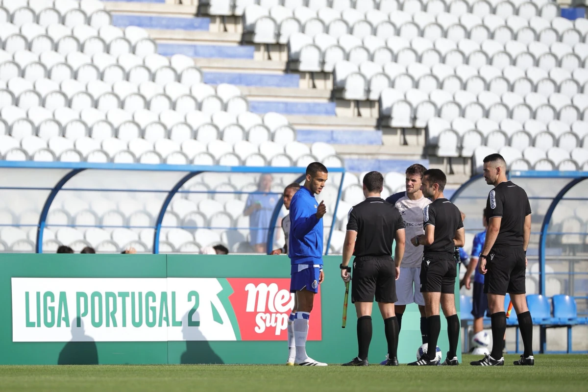Imagem de contexto do artigo União de Leiria teve problema com o autocarro e FC Porto arranjou solução