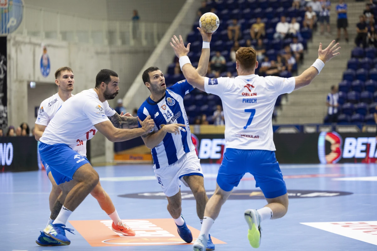 FC Porto reencontra o Wisla Plock (Créditos: Pedro Correia/Global Imagens)