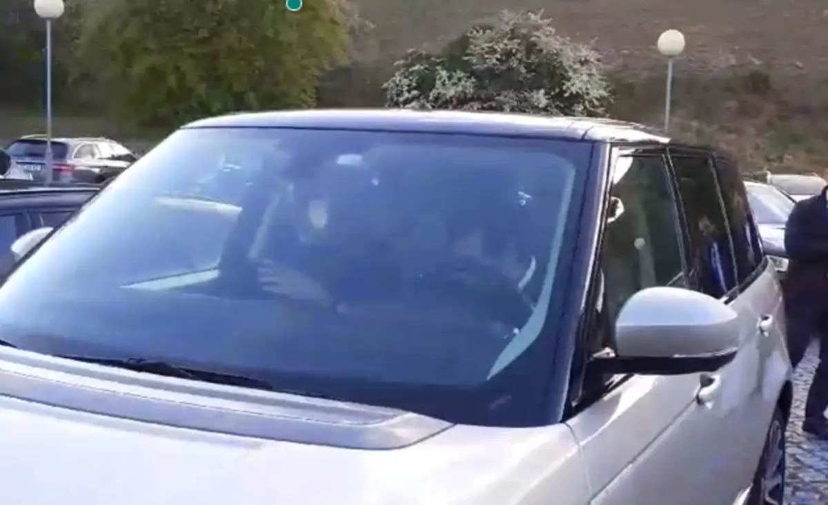 Imagem de contexto do artigo Villas-Boas assiste ao Chaves-FC Porto na companhia de Zubizarreta