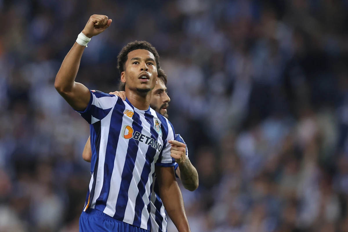 Danny Namaso, avançado do FC Porto