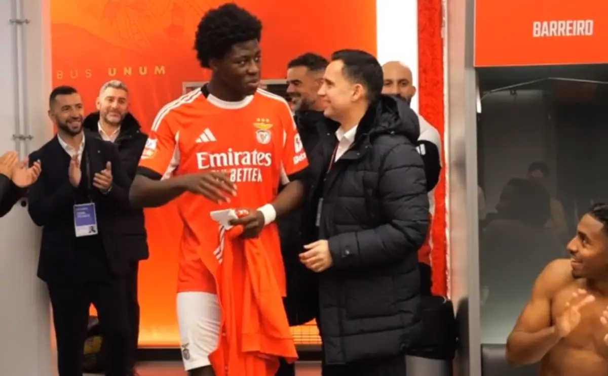 Imagem de contexto do artigo Banjaqui e Anísio Cabral: houve palmas e discurso no balneário do Benfica