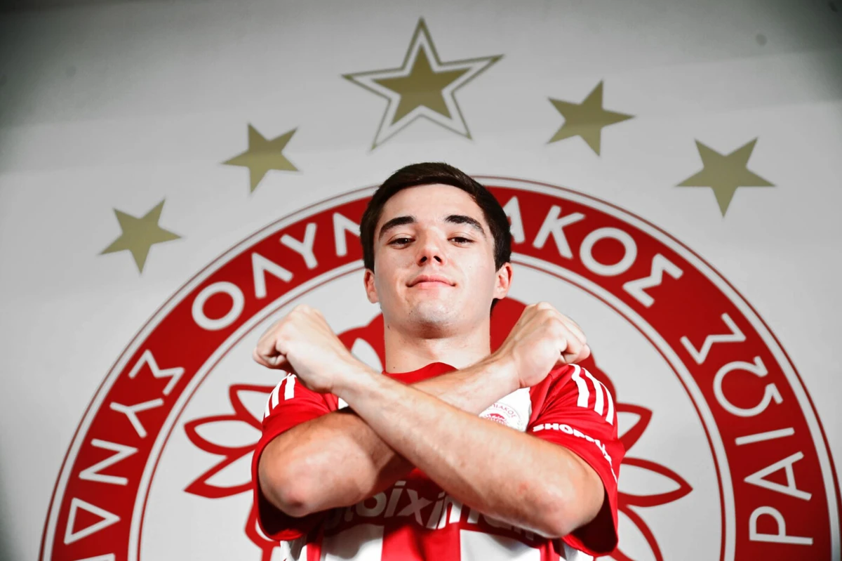 Diogo Nascimento (Reprodução: Olympiacos)