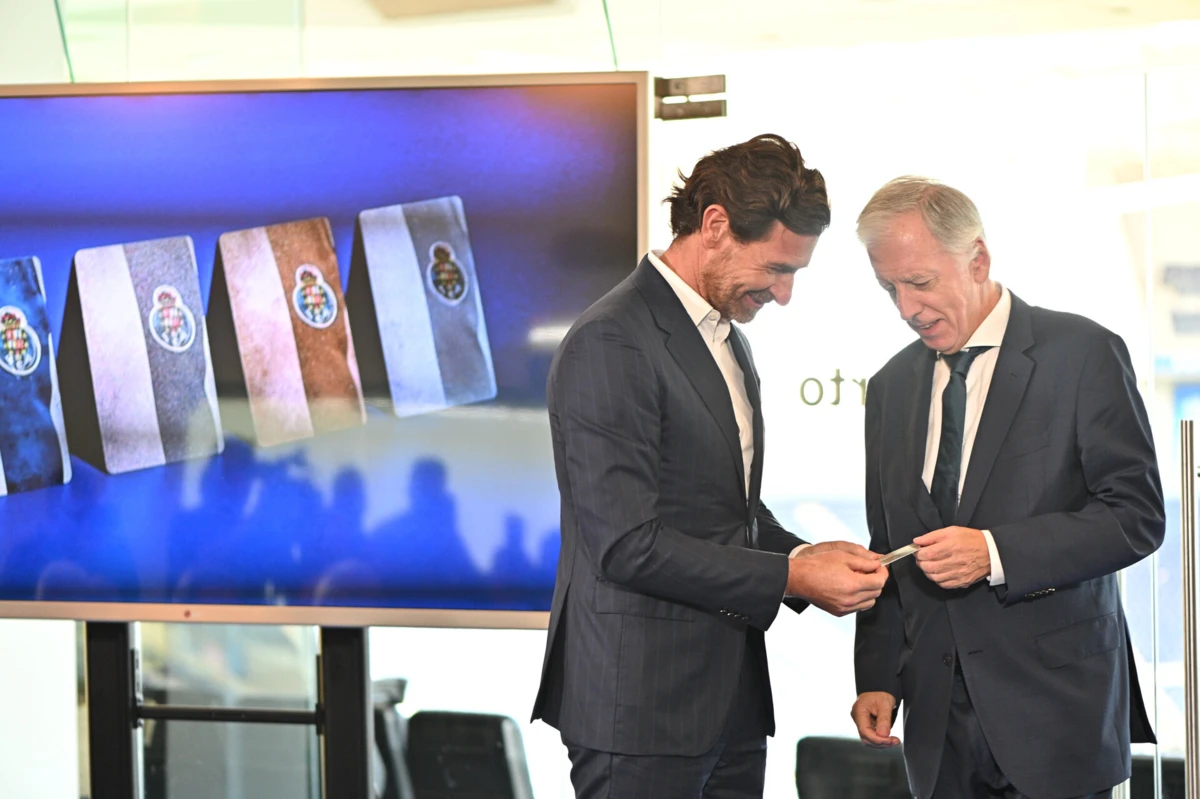 André Villas-Boas e António Tavares (Créditos: Pedro Granadeiro/Global Imagens)