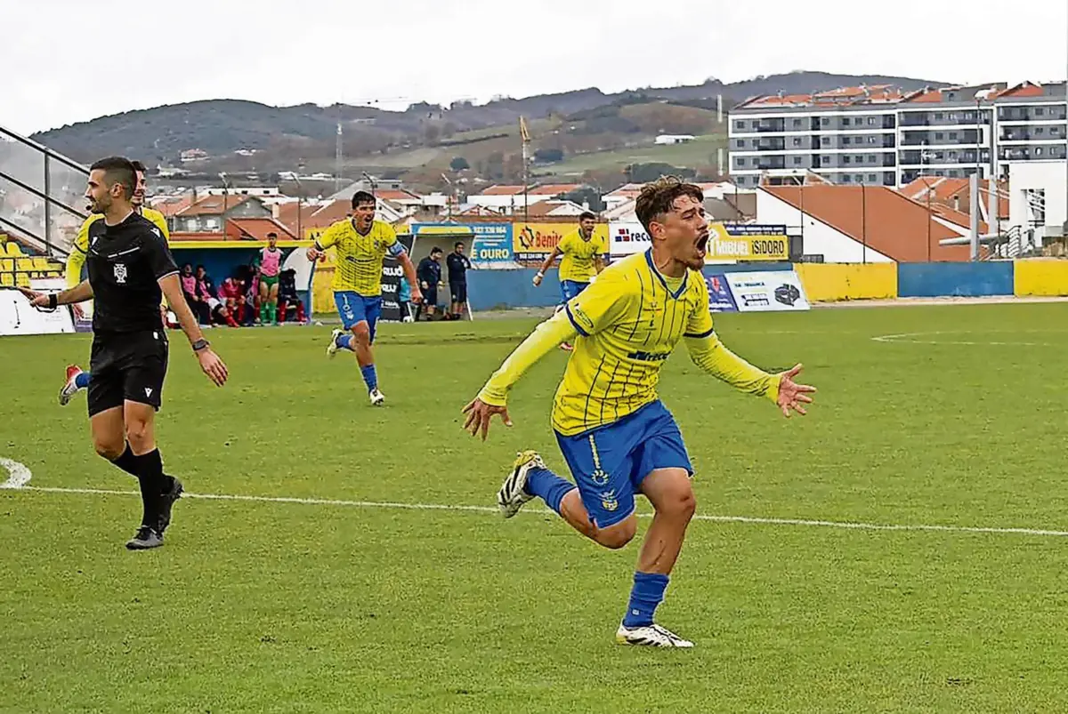 Danny Pires, avançado de 24 anos e homem da casa, foi o porta-voz do Bragança, líder da série A do Campeonato de Portugal