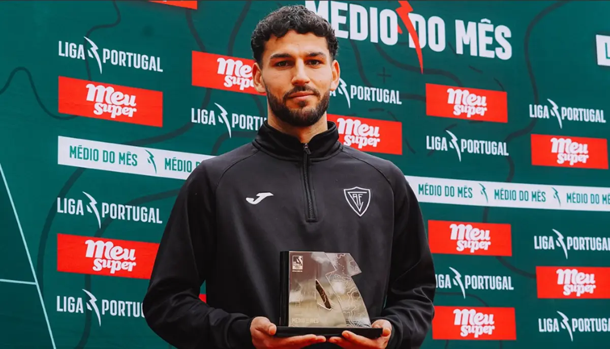 Imagem de contexto do artigo Messeguem recebe prémio de melhor médio: "O nosso objetivo é subir"