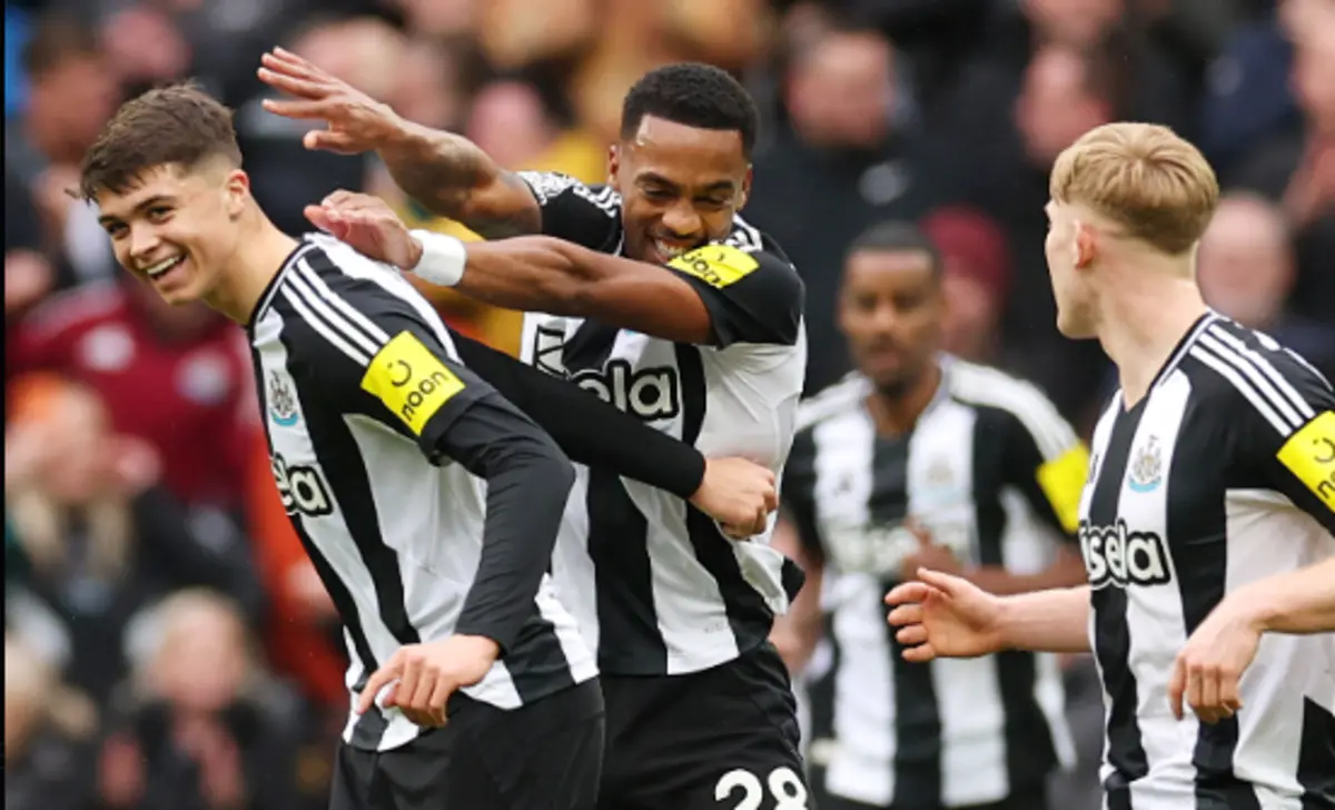 Imagem de contexto do artigo Newcastle vence Nottingham Forest num jogo com chuva de golos