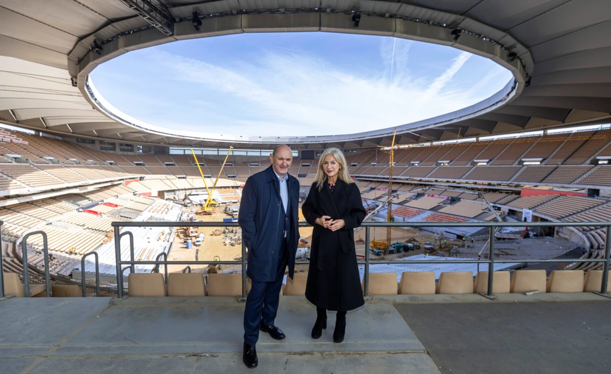 Rafael Louzán, presidente da RFEF, à esquerda