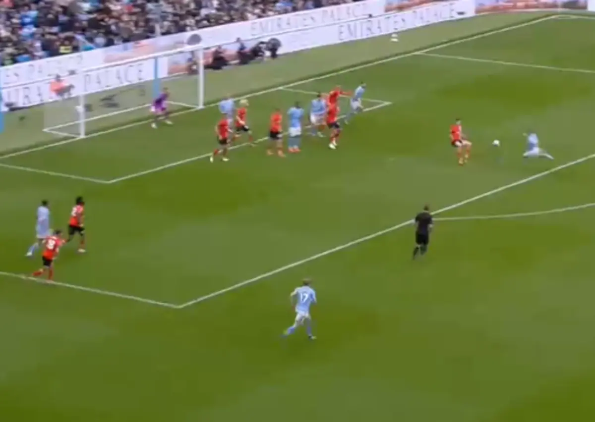 Imagem de contexto do artigo "Bomba" de Kovacic aumenta vantagem do Manchester City frente ao Luton