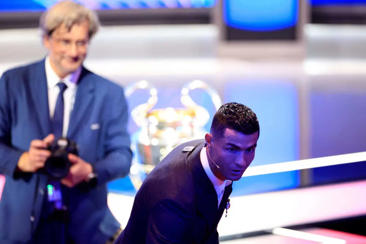 Imagem de contexto do artigo Cristiano Ronaldo homenageado no sorteio da nova Champions: "Não sei se volto..."