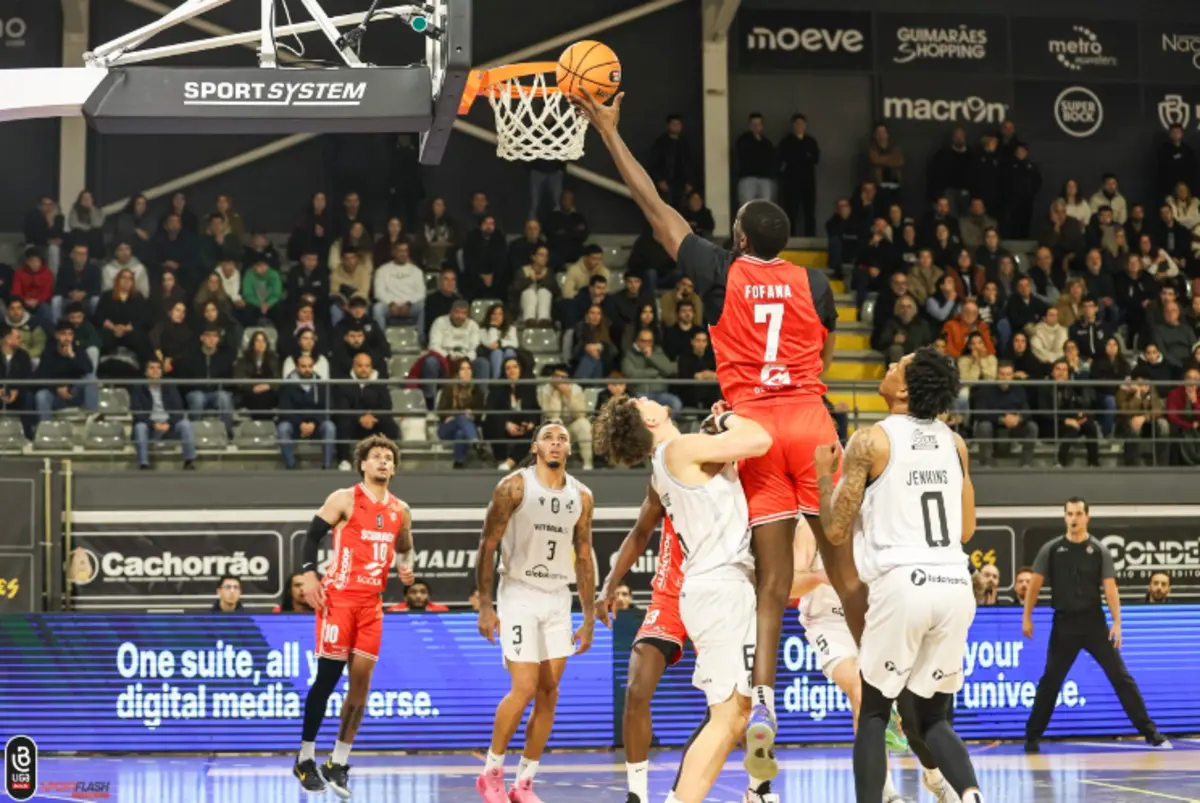 Imagem de contexto do artigo Um dérbi minhoto que fica na história do campeonato de basquetebol