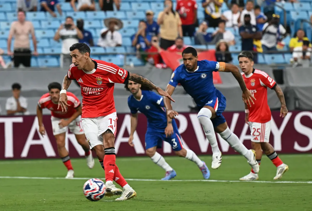 Imagem de contexto do artigo Benfica-Chelsea: Di María empata jogo com penálti aos 90+5 minutos