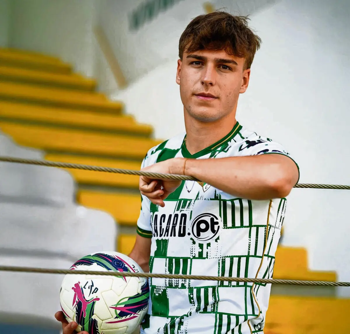 Imagem de contexto do artigo "Álvaro Martínez é forte nos duelos e faz bom balneário"