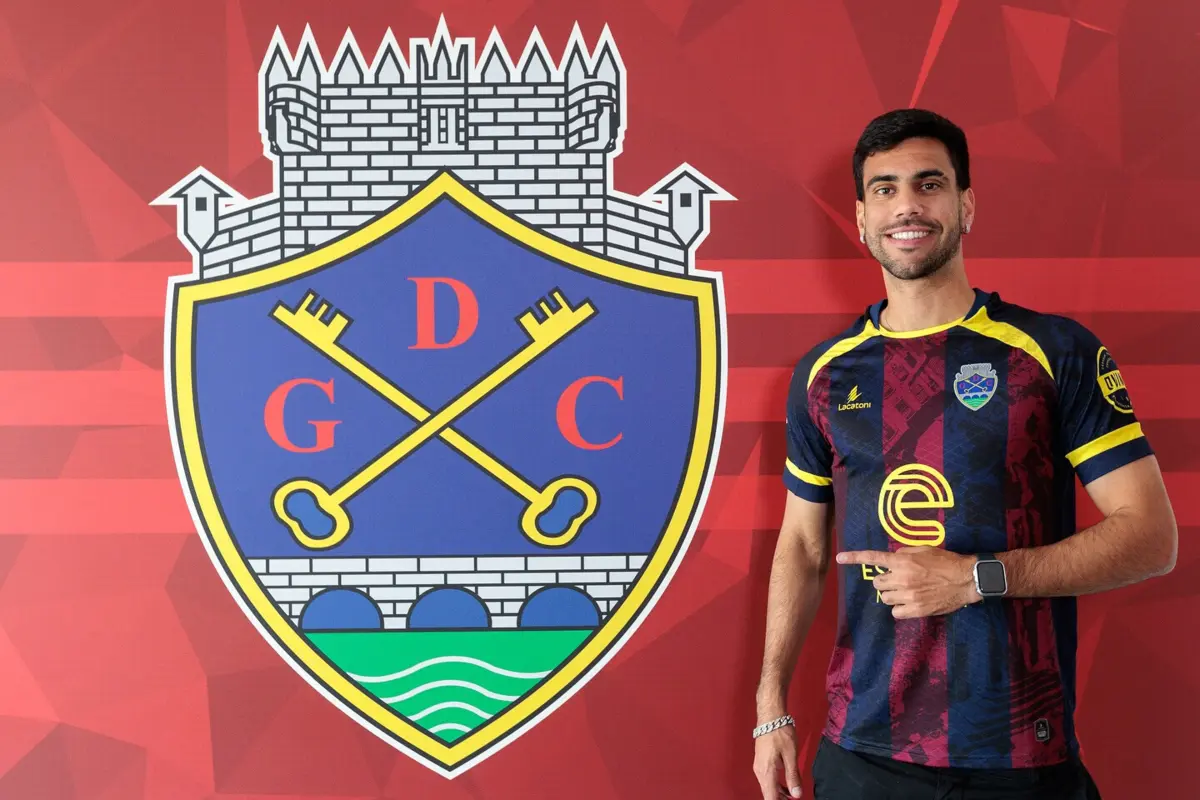 Imagem de contexto do artigo Oficial: Tiago Reis reforça Chaves após meia época no Nacional