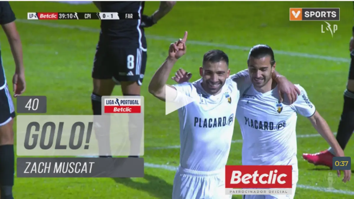 Imagem de contexto do artigo Veja como Zach Muscat aumentou vantagem do Farense contra o Casa Pia