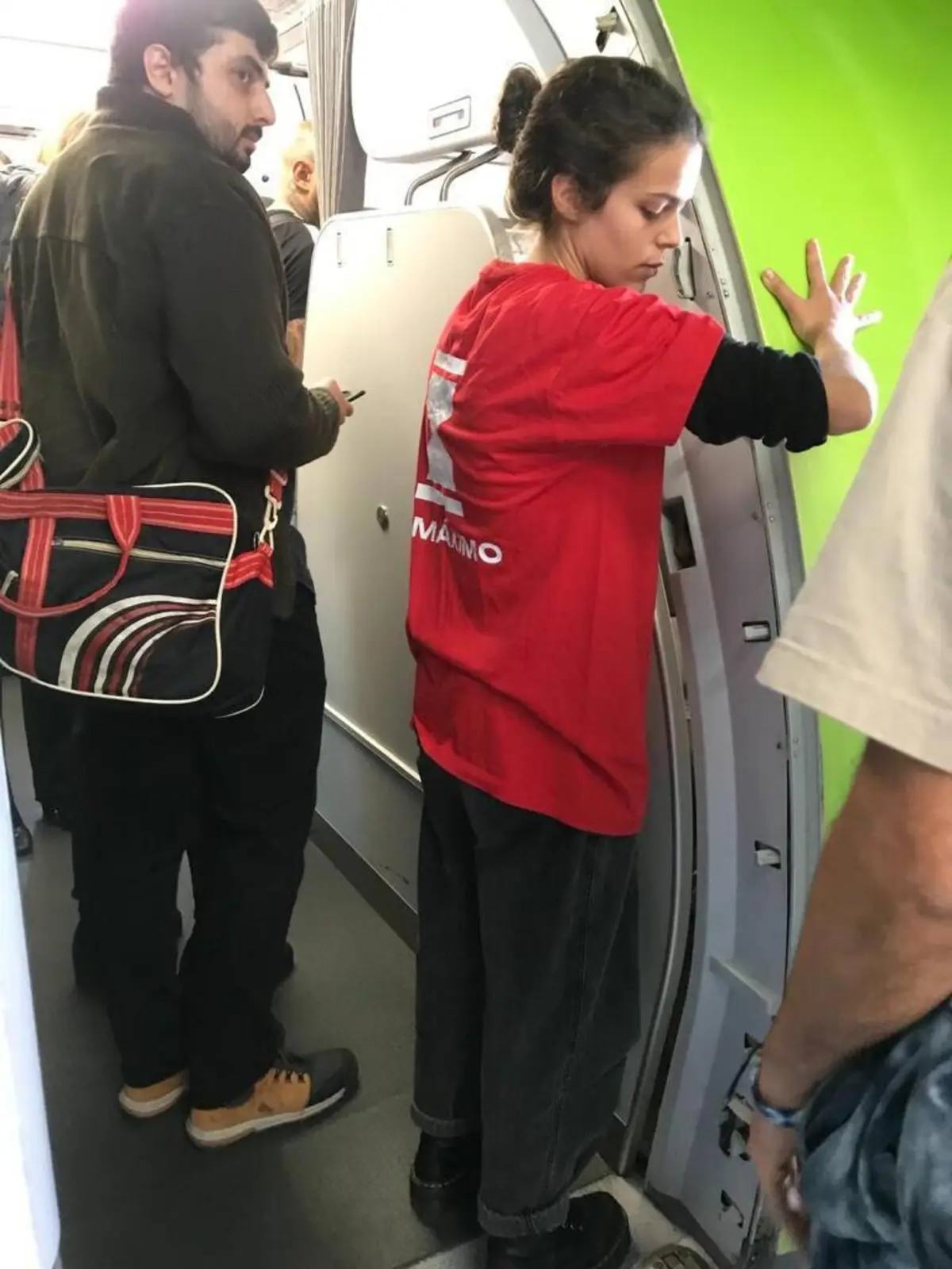 Imagem de contexto do artigo Ativista do "Climáximo" cola-se a avião da TAP em protesto