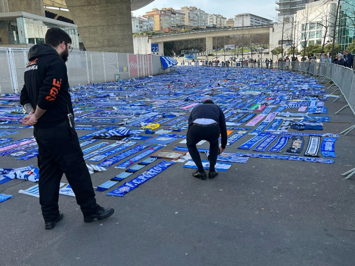 Imagem de contexto do artigo FC Porto inicia recolha de adereços em memória de Pinto da Costa: as imagens