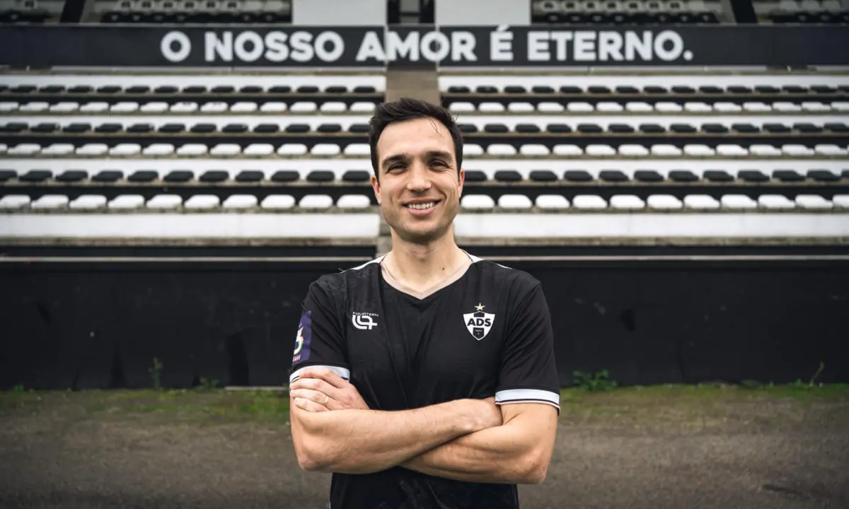 Imagem de contexto do artigo Tomás Podstawski volta mais de dois anos depois: "Não tive ofertas que queria"