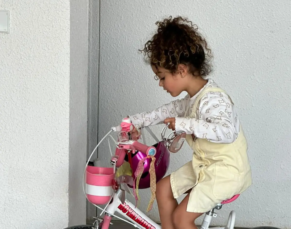 Imagem de contexto do artigo Cristiano Ronaldo dá os parabéns à filha Alana Martina: "O papá ama-te muito"