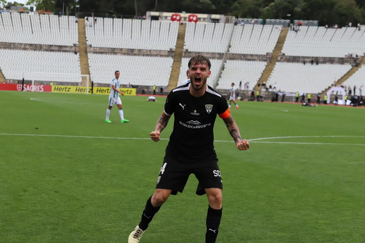 Imagem de contexto do artigo Diogo Vila: "Esta época devia durar para sempre"