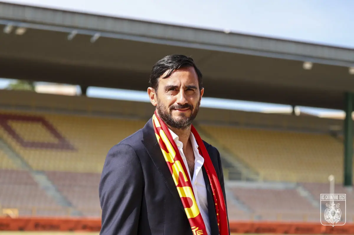 Imagem de contexto do artigo Aquilani treina na Serie B e recorda passagem pelo Sporting: "Em Portugal as tácticas são fantásticas"