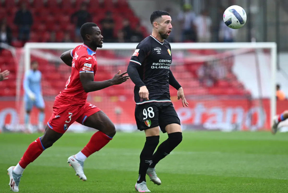 Konan, à esquerda, tem brilhado pelo Gil Vicente
