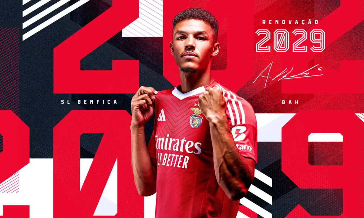 Imagem de contexto do artigo Oficial: Alexander Bah renova contrato com o Benfica