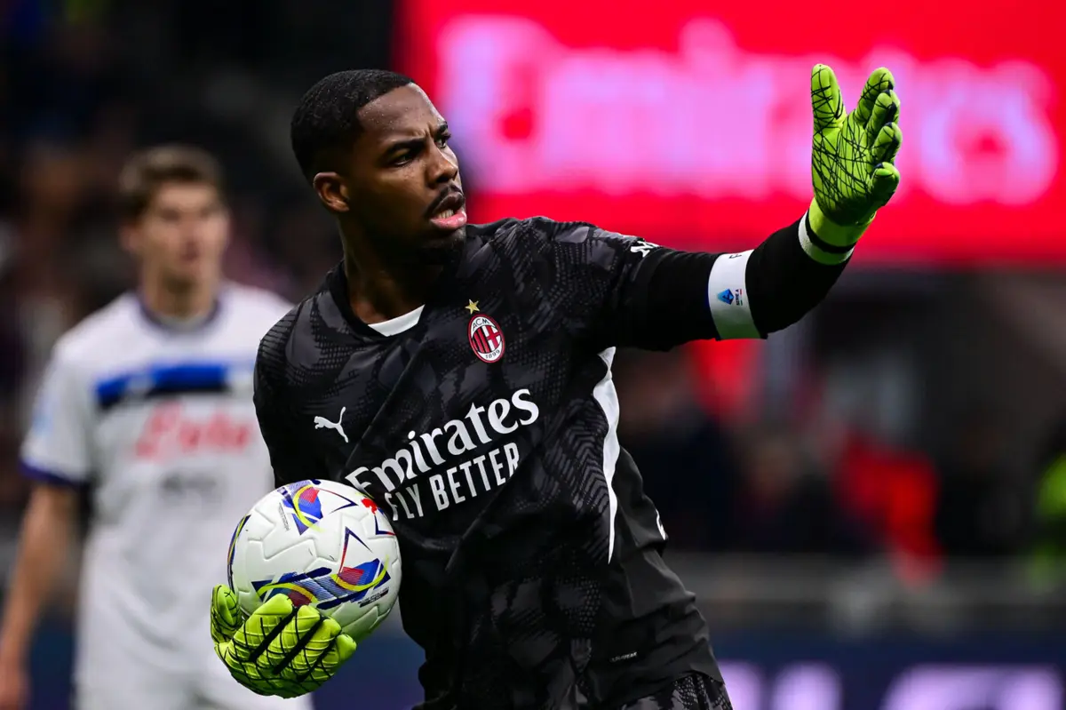 Mike Maignan (créditos: AFP)