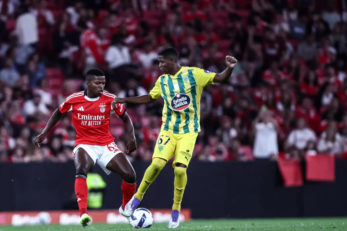 Yarlen não foi feliz em Tondela