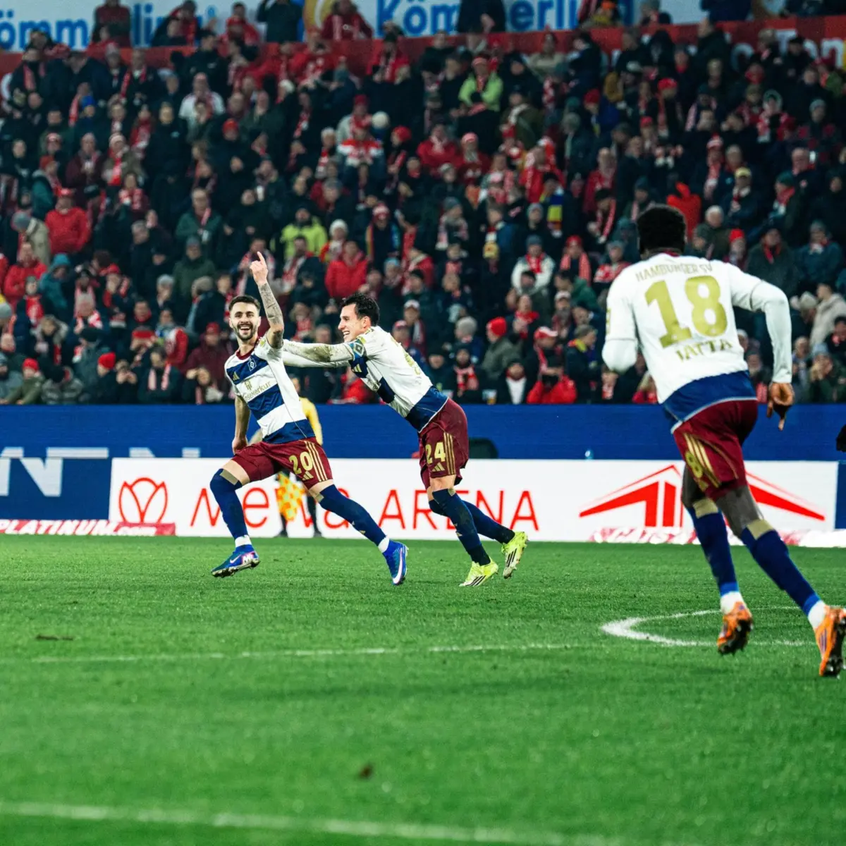 Fábio Vieira marcou para o Hamburgo