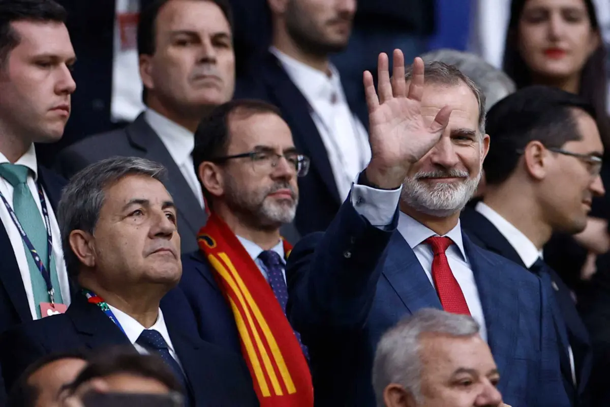 Imagem de contexto do artigo Fernando Gomes recebeu Rei Filipe VI para o Espanha-Itália