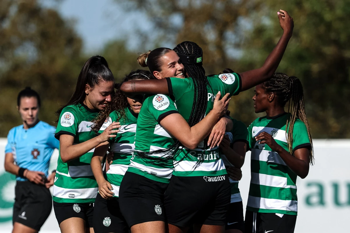 A equipa feminina do Sporting venceu o Damaiense