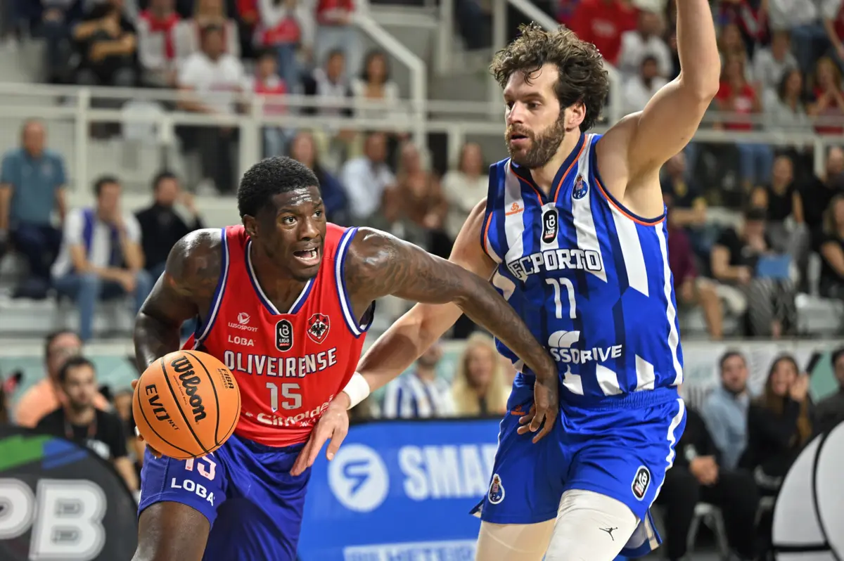 Imagem de contexto do artigo Oliveirense vence FC Porto e conquista Taça Hugo dos Santos