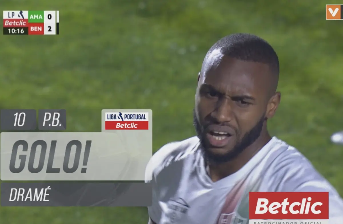 Imagem de contexto do artigo Benfica aumenta vantagem diante do Estrela com autogolo de Dramé. Ora veja