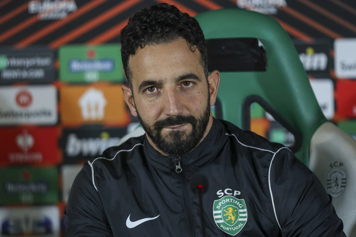 Imagem de contexto do artigo "Acho que o Paulinho estava mais satisfeito no ano passado, jogava mais vezes"