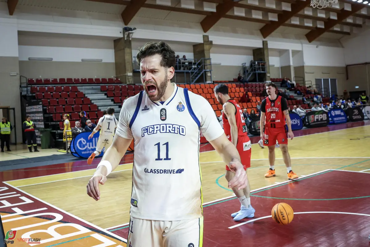Imagem de contexto do artigo FC Porto afasta Galitos e está na final da Taça em dia de regresso de Miguel Queiroz