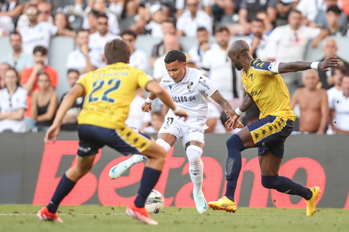 Mangala, à direita (Créditos: Miguel Pereira)