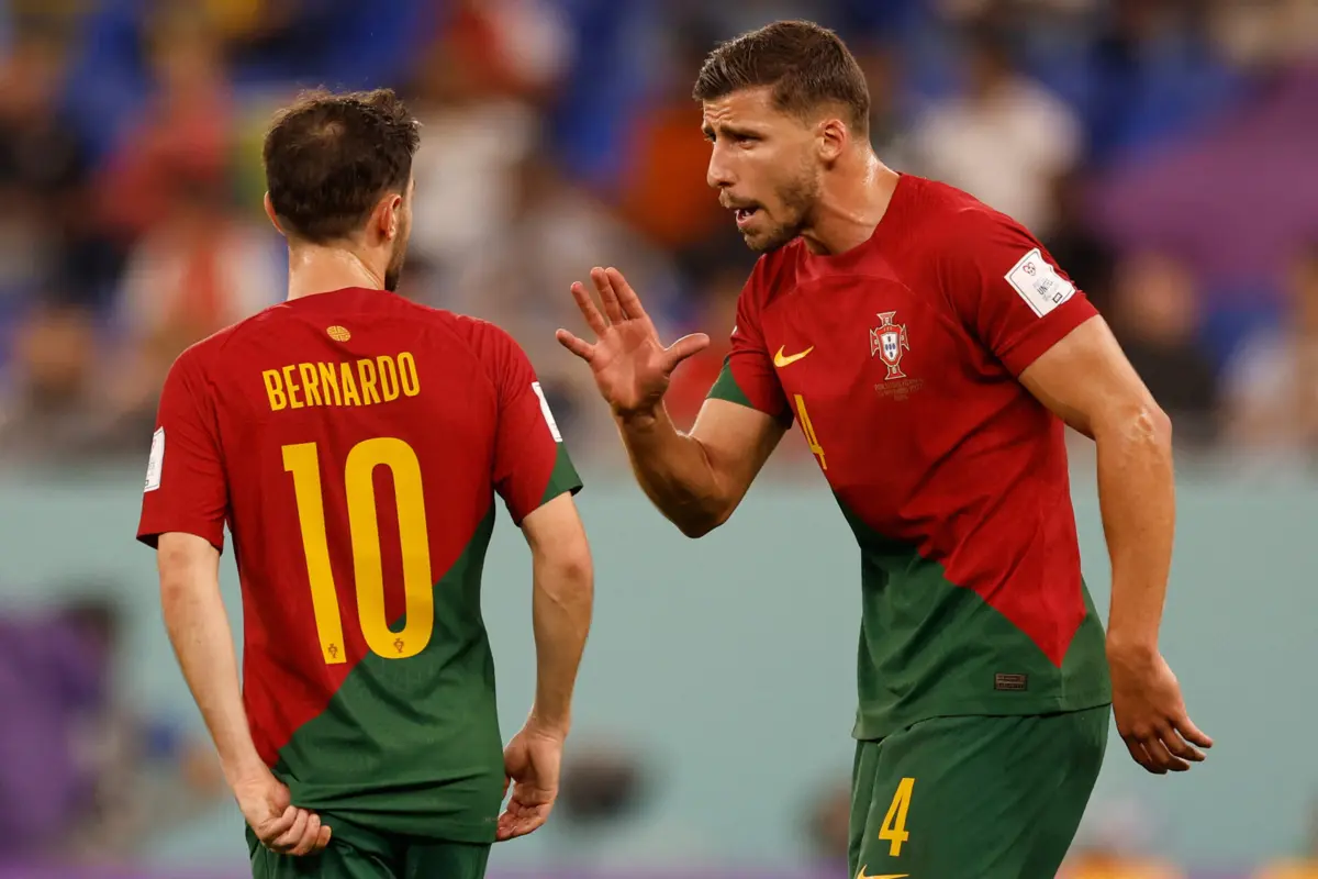 Bernardo Silva e Rúben Dias (Khaled DESOUKI AFP)