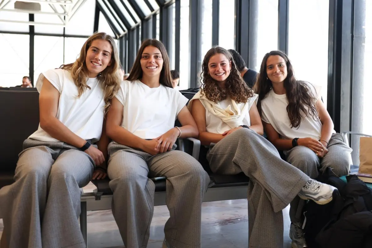 Jogadoras leoninas antes da viagem à Suécia