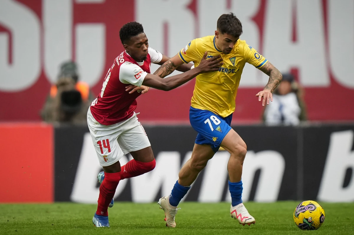 Álvaro Djaló;Tiago Araújo (Gonçalo Delgado/Global Imagens)