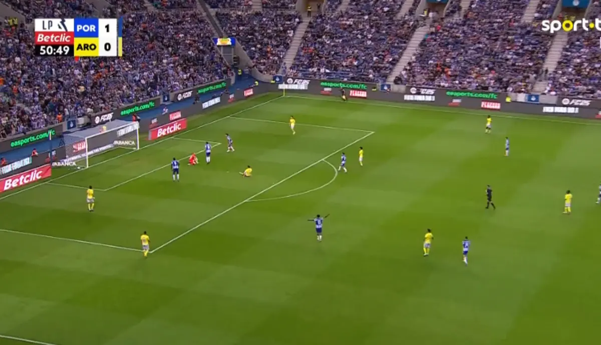 Imagem de contexto do artigo Nico e Galeno colocam o FC Porto a vencer por 3-0. Eis os golos